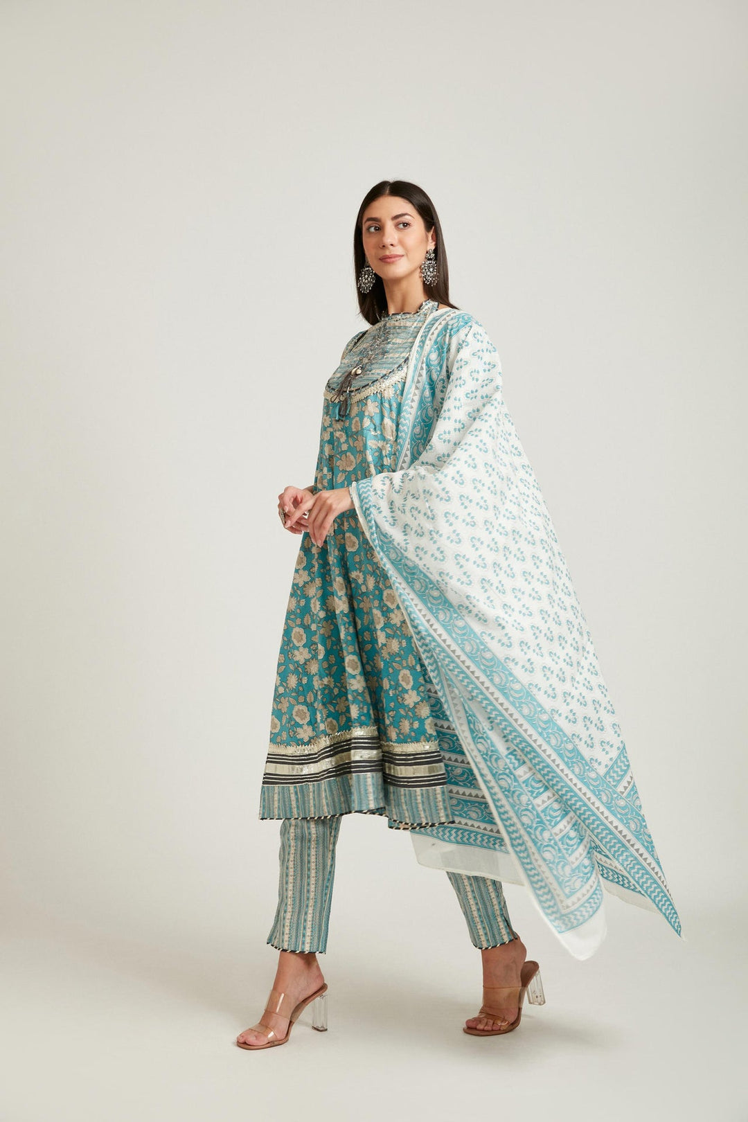 Neerus Green cotton printed kurta set - front view
