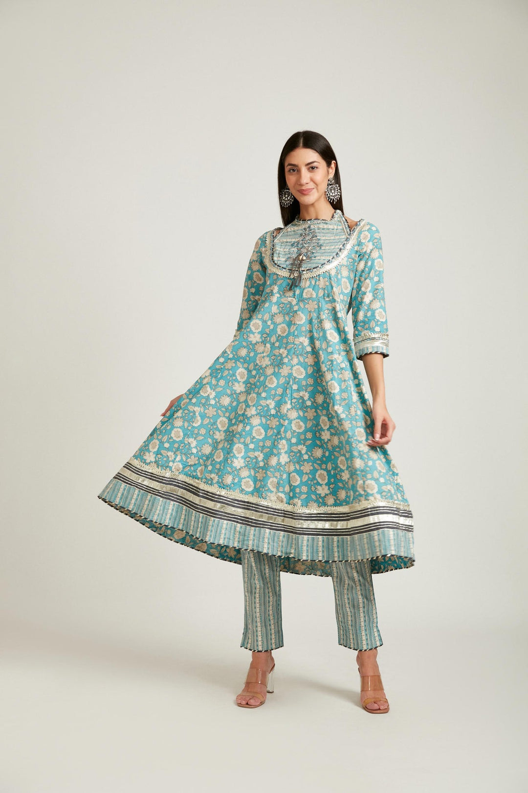 Neerus Green cotton printed kurta set - side view