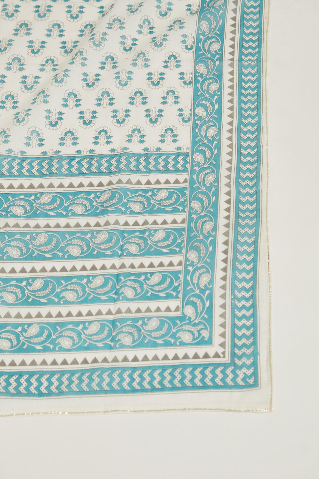 Neerus Green cotton printed kurta set - detail view 4
