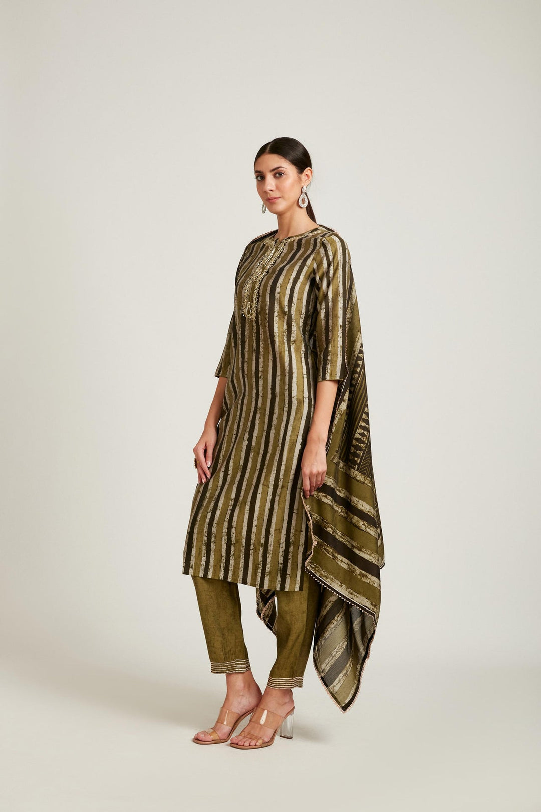 Neerus Green modal printed kurta set - front view