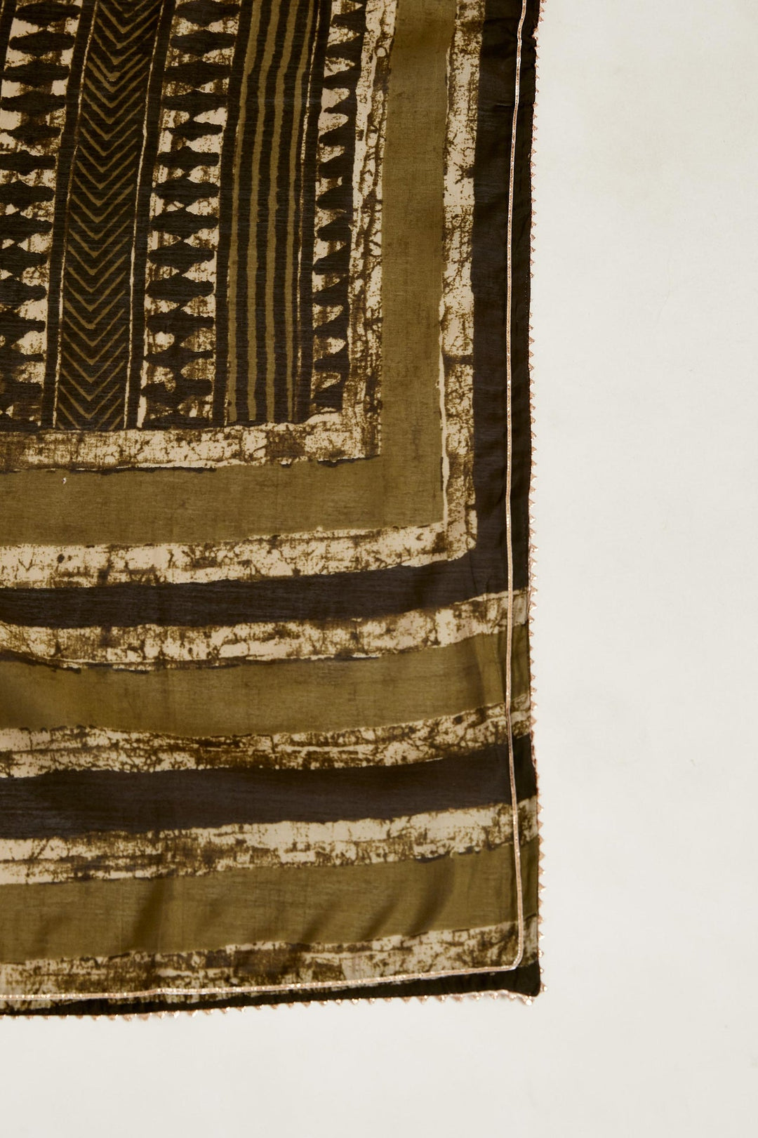 Neerus Green modal printed kurta set - detail view 3