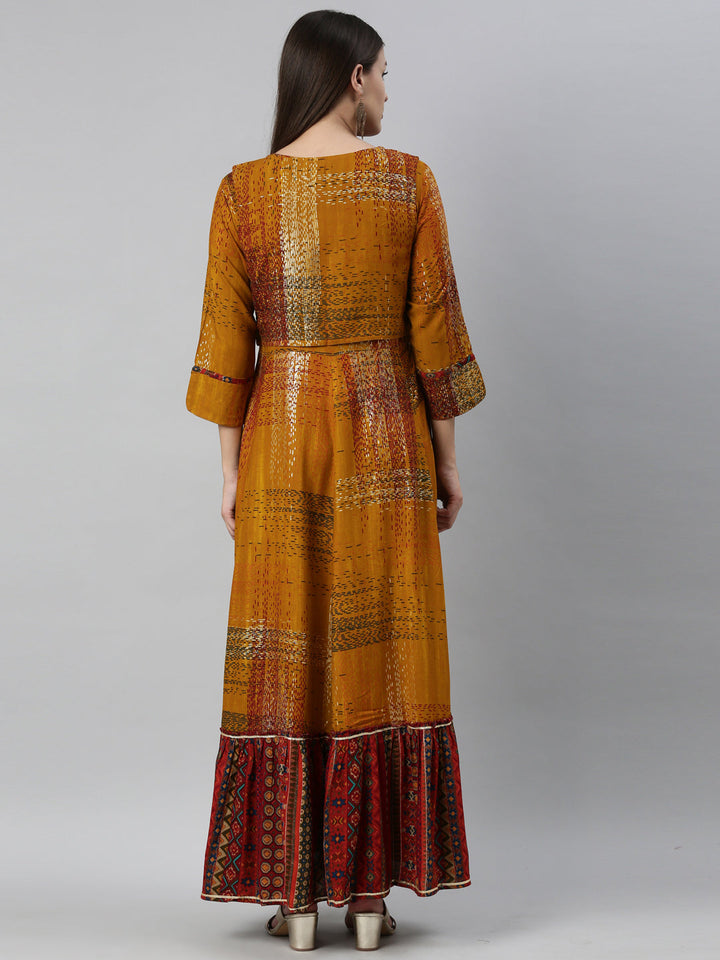 Neerus Yellow rayon straight kurta - detail view 2