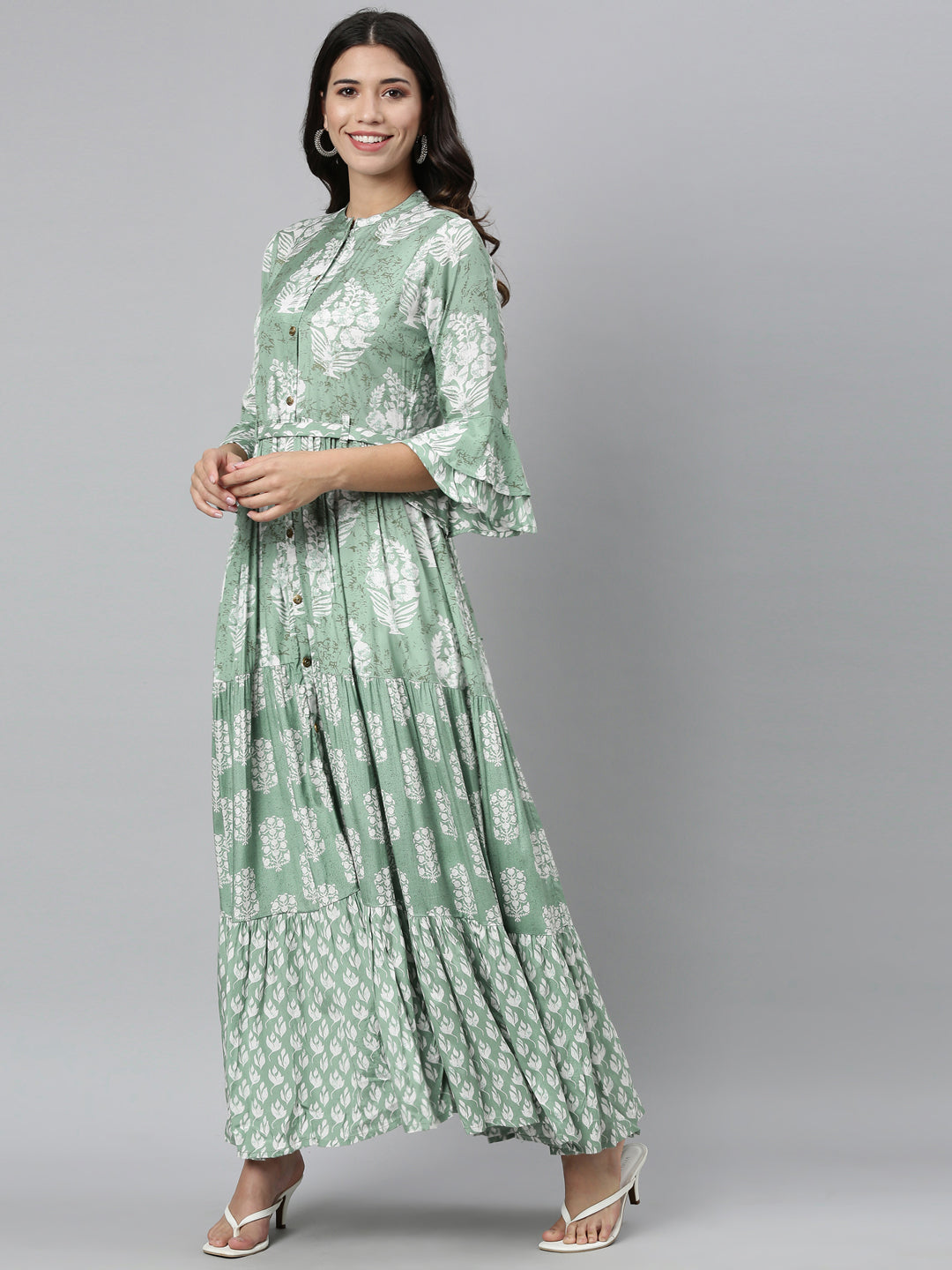 Neerus Green shantoon printed A-line kurti - detail view 2