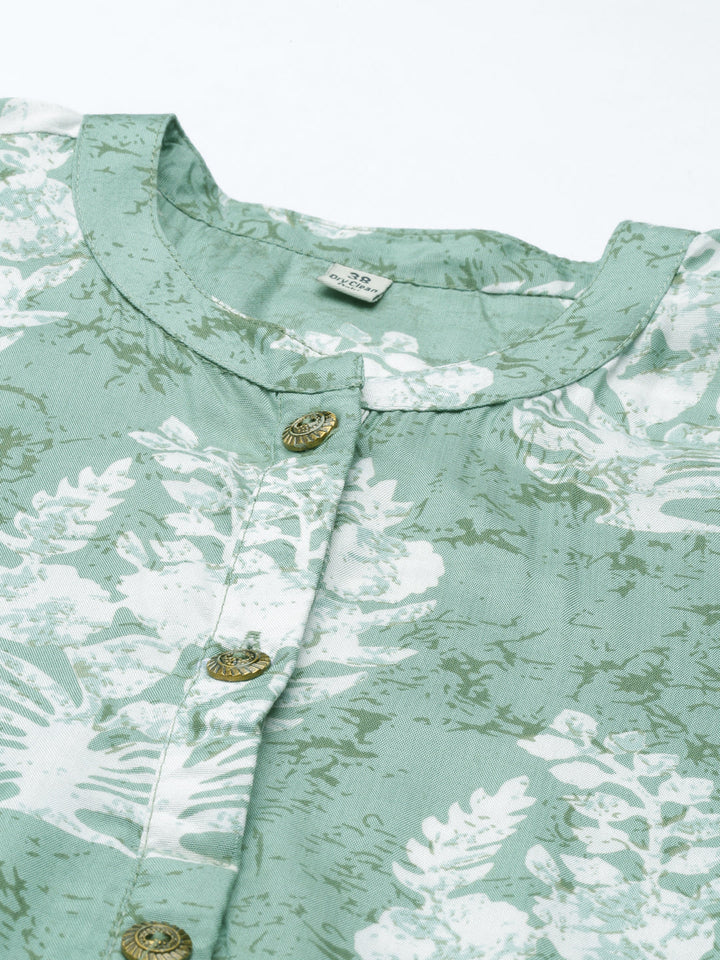 Neerus Green shantoon printed A-line kurti - detail view 3