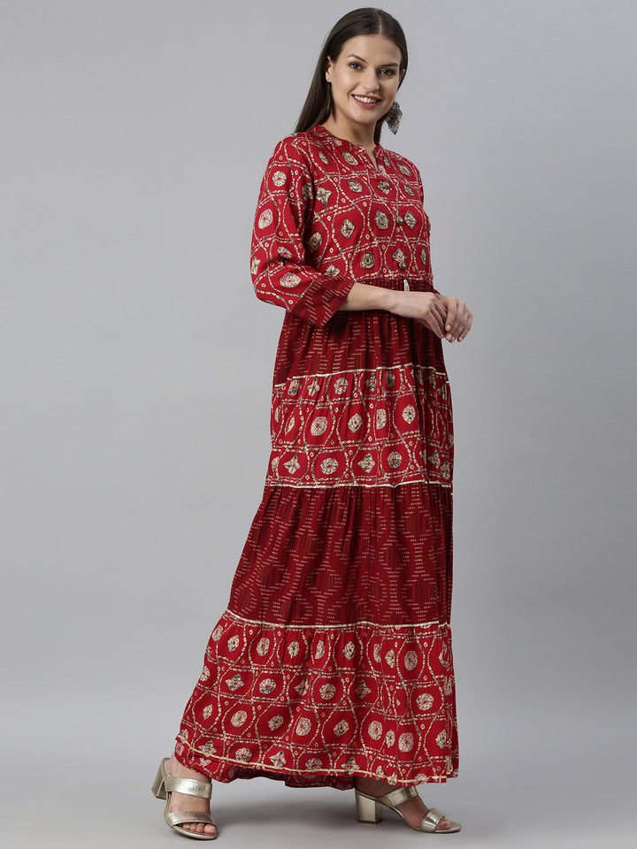 Neerus Maroon rayon solid gown - detail view 1