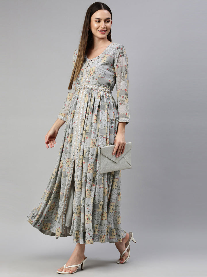 Neerus Grey georgette maxi gown - detail view 3