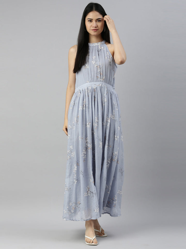 Neerus Grey Georgette Straight Kurta - detail view 4