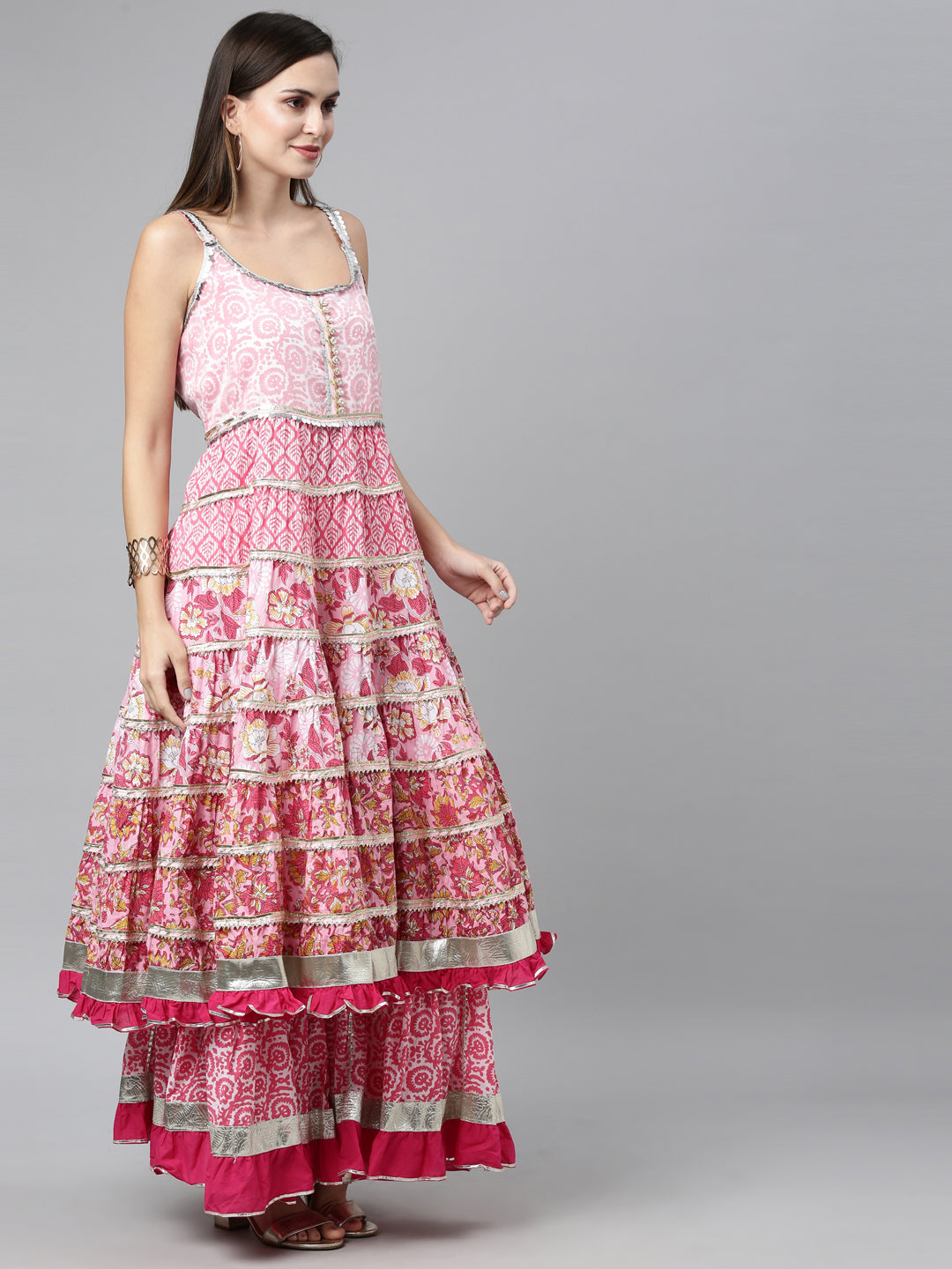Neerus Pink jute cotton embellished kurta set - front view