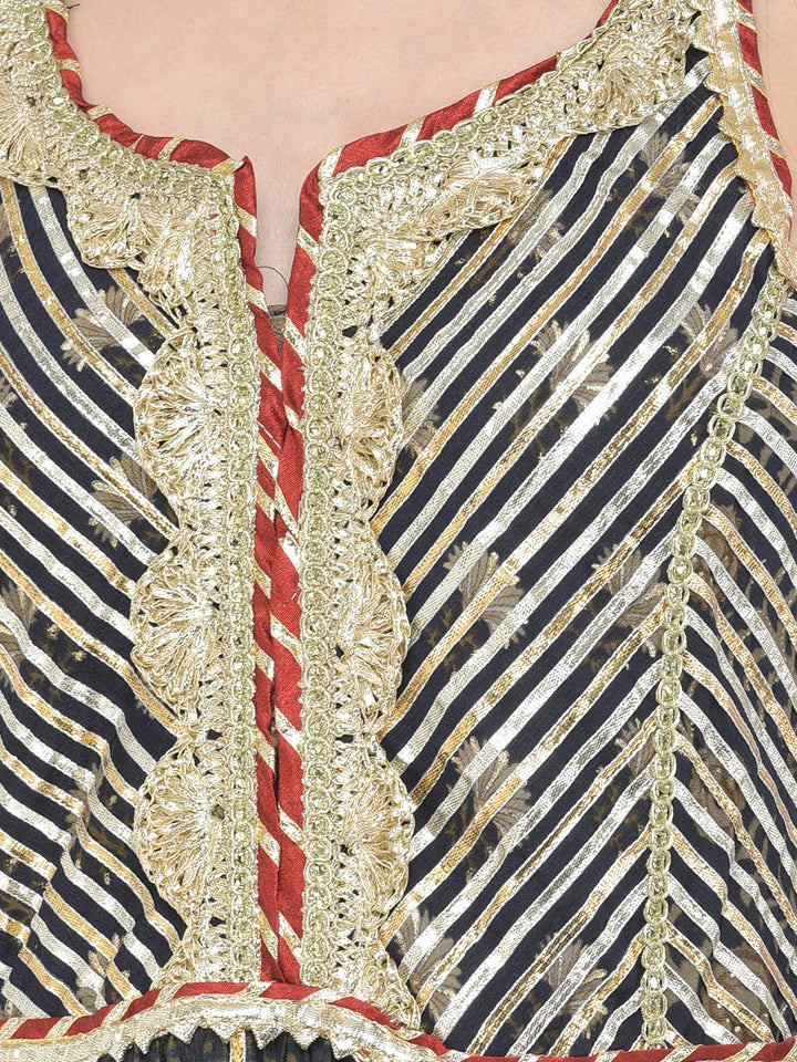Neerus Blue Rayon Solid Kurta - detail view 4