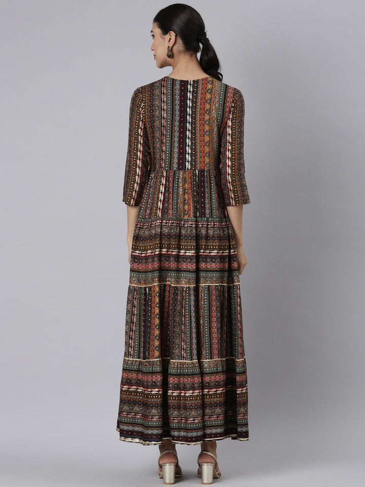 Neerus Black viscose rayon printed maxi dress - side view