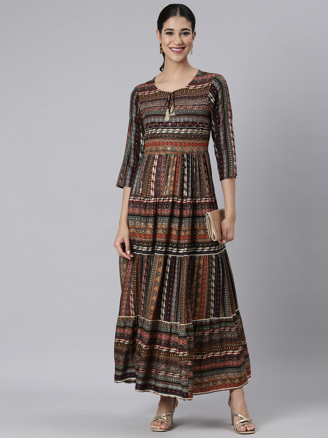 Neerus Black viscose rayon printed maxi dress - detail view 2