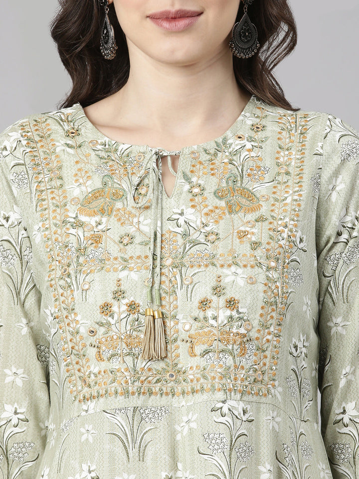 Neerus Green Casual Maxi Floral Dresses