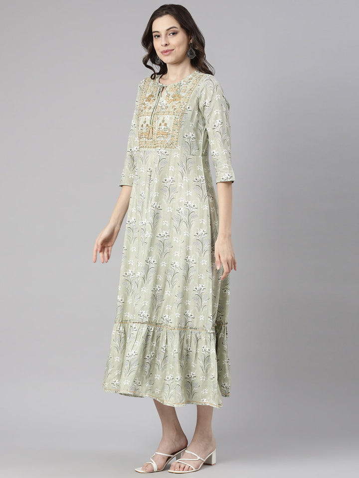 Neerus Green Casual Maxi Floral Dresses