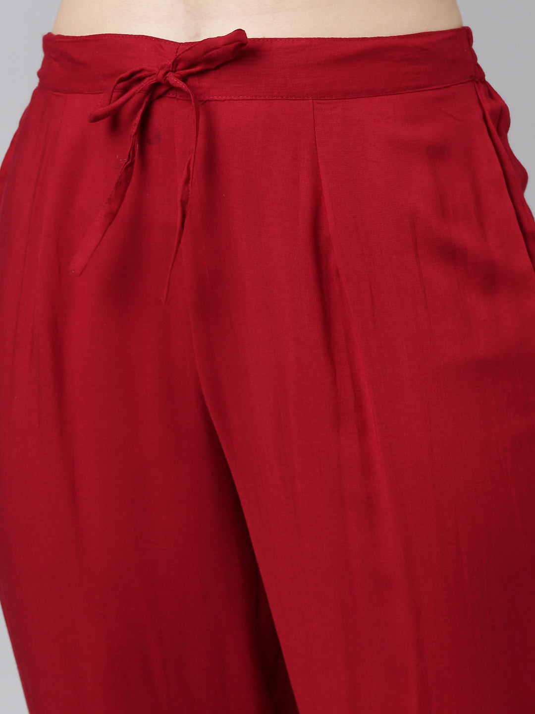 Neerus Red printed straight kurta set with dupatta - detail view 3