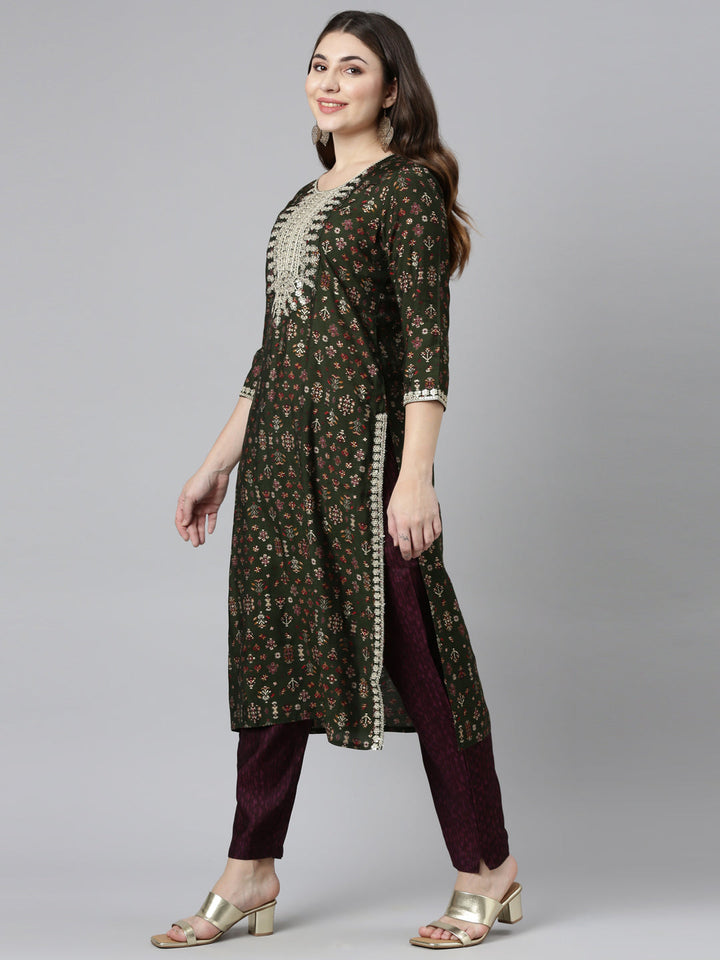 Neerus Green printed straight kurta set with dupatta - back view