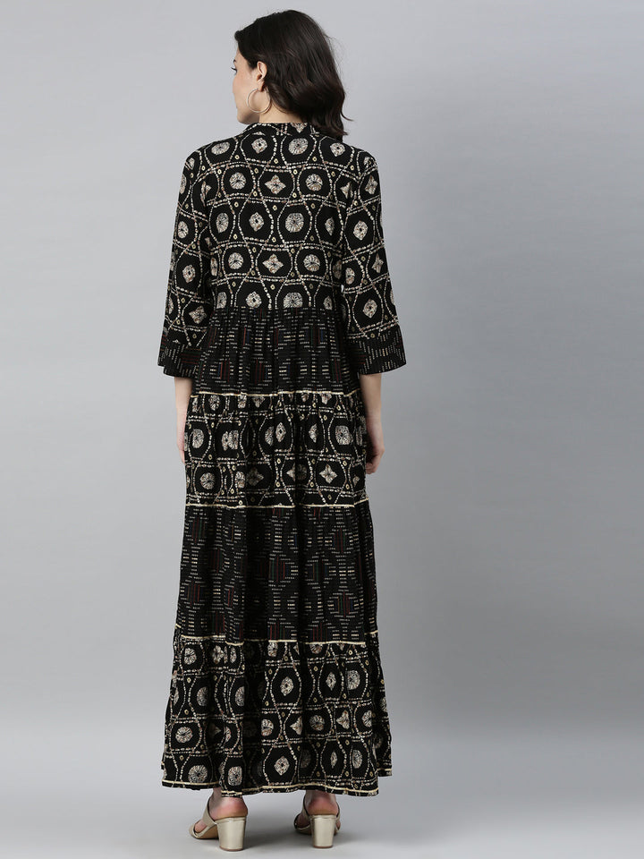 Neerus Black rayon straight kurta - detail view 2