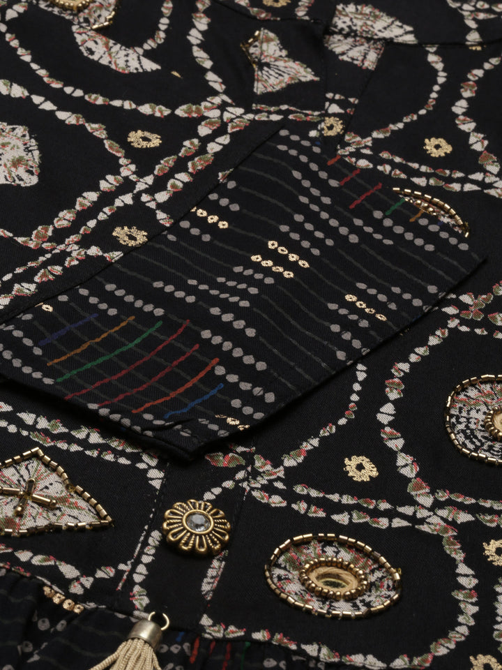 Neerus Black rayon straight kurta - detail view 4