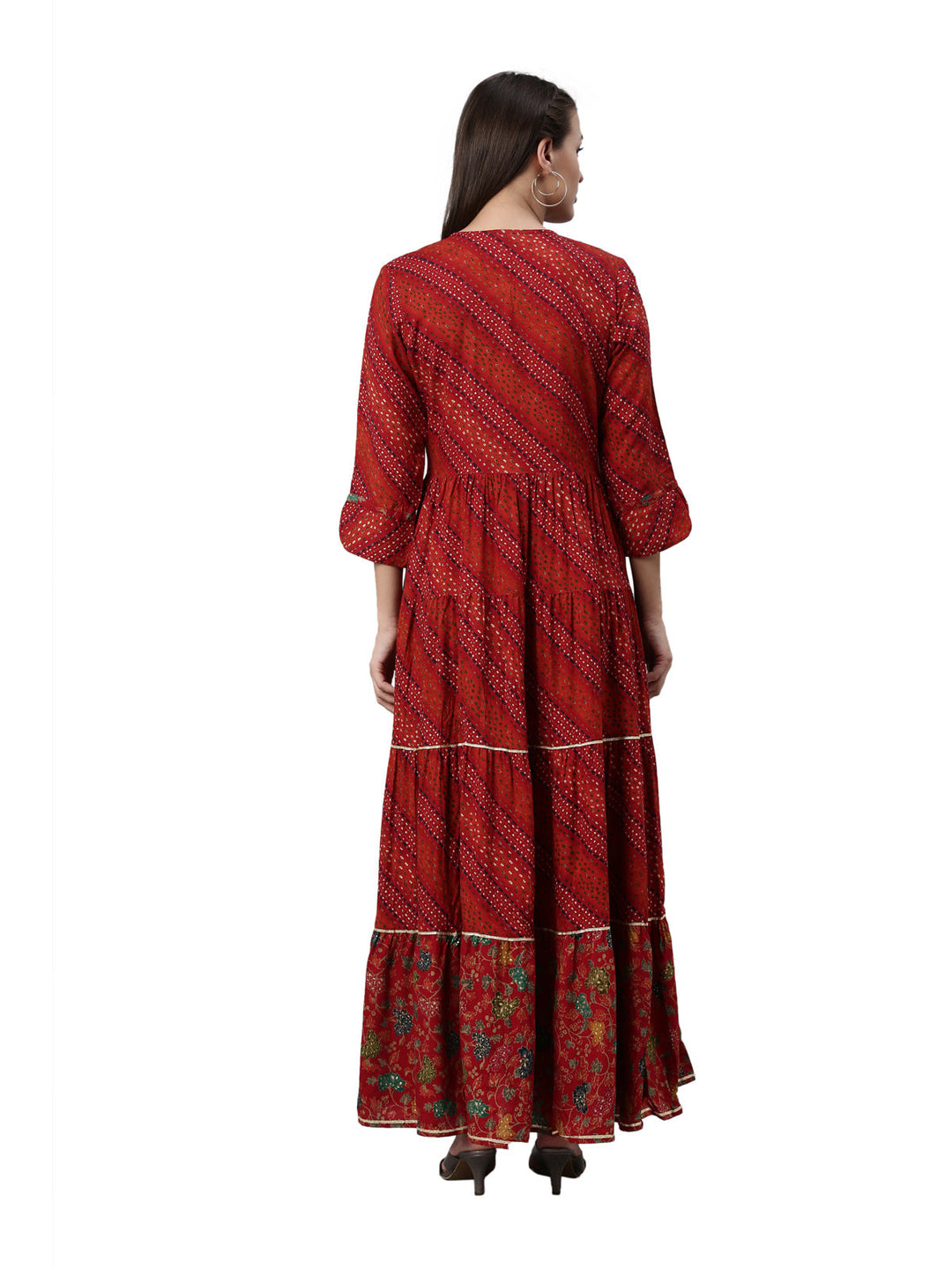 Neerus Maroon rayon straight kurta - detail view 2