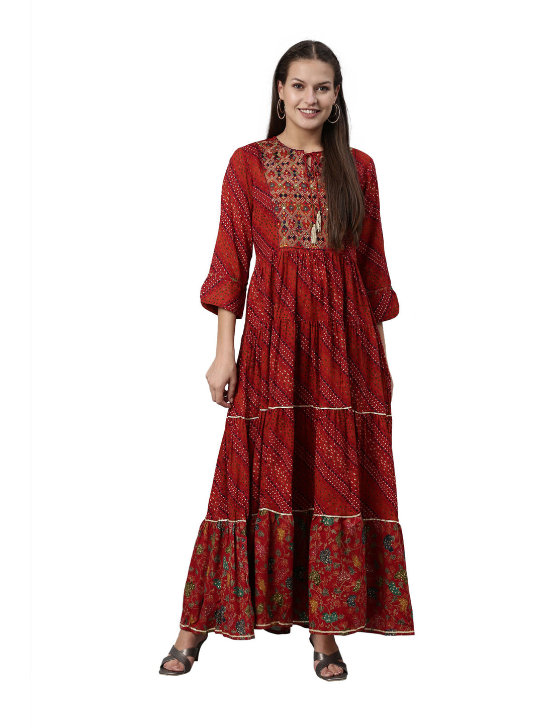 Neerus Maroon rayon straight kurta - detail view 3