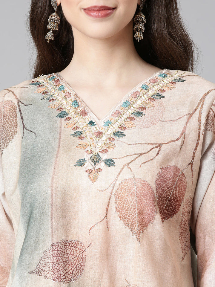 Neerus Peach Printed Straight Kurta and Trousers With Dupatta