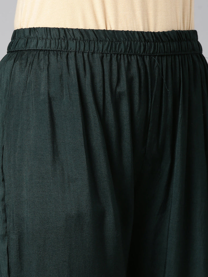 Neerus Green Solid Straight Kurta and Trousers With Dupatta