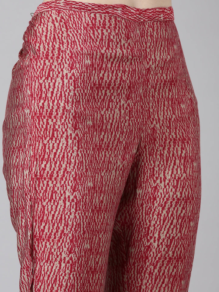 Neerus Pink printed straight kurta set with dupatta - detail view 3
