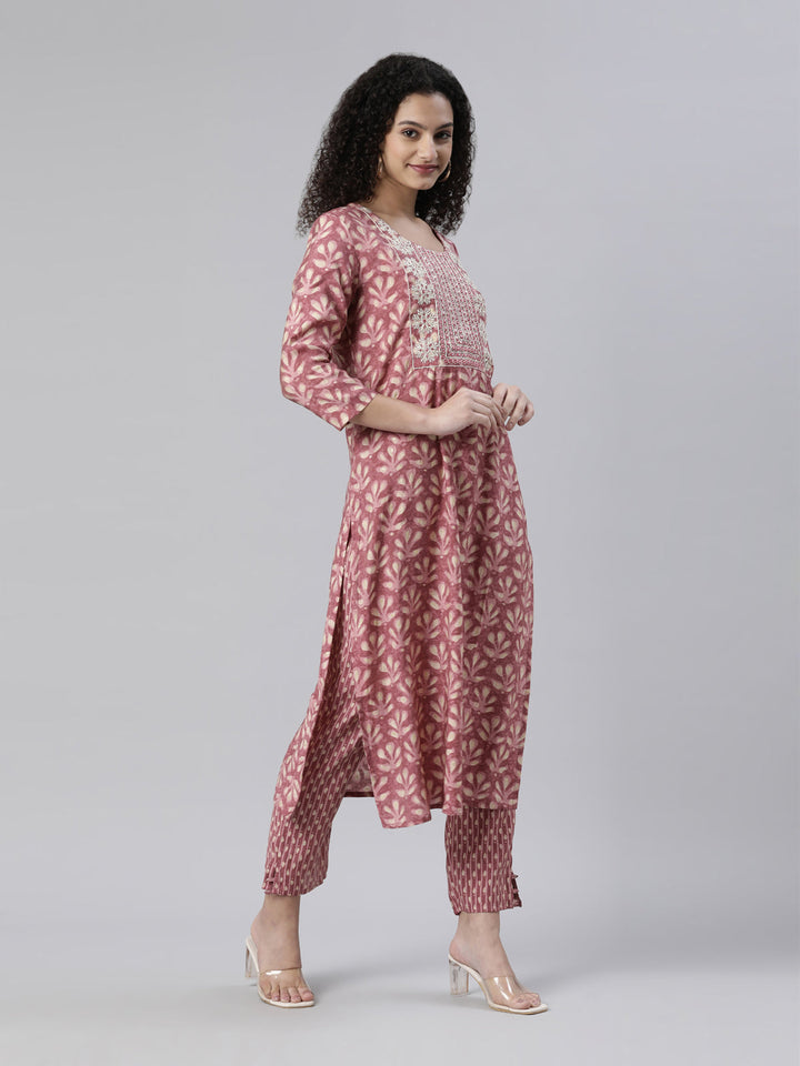 Neerus Pink printed kurta set with trousers and dupatta - back view