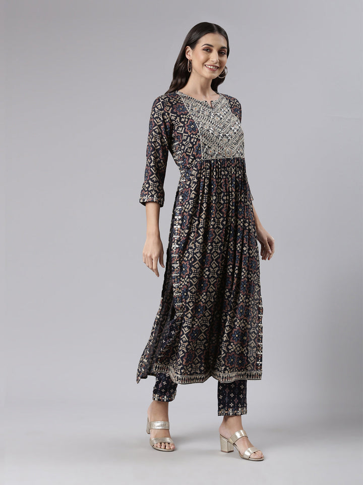 Neerus Blue Jute Cotton Printed Kurta Set - back view