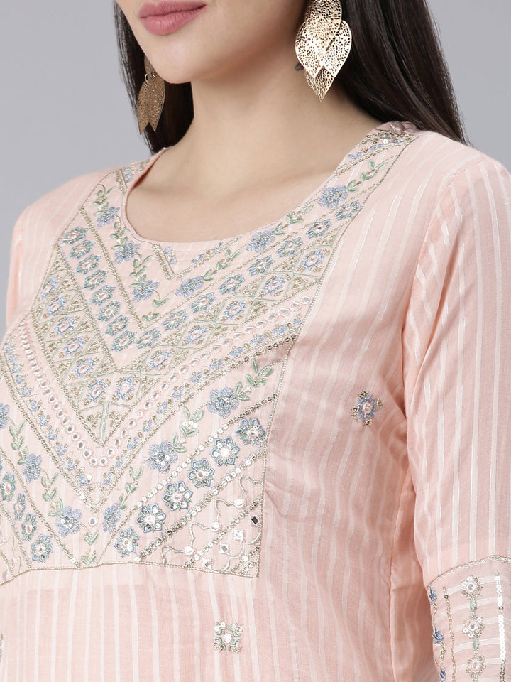 Neerus Orange cotton printed kurta set with trouser and dupatta - detail view 1