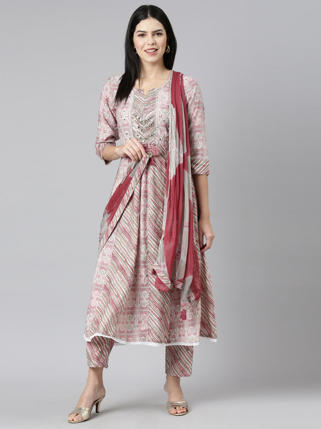 Neerus Pink printed straight kurta set with dupatta - detail view 2