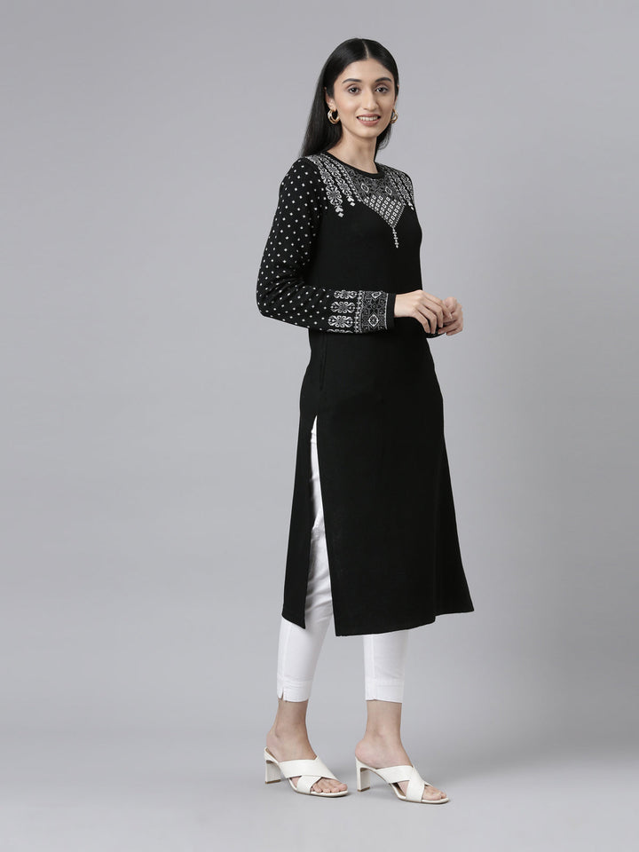 Neerus Acrylic embroidered straight kurti with yoke design - detail view 2