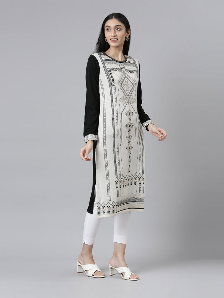 Neerus Acrylic woven kurti - detail view 2