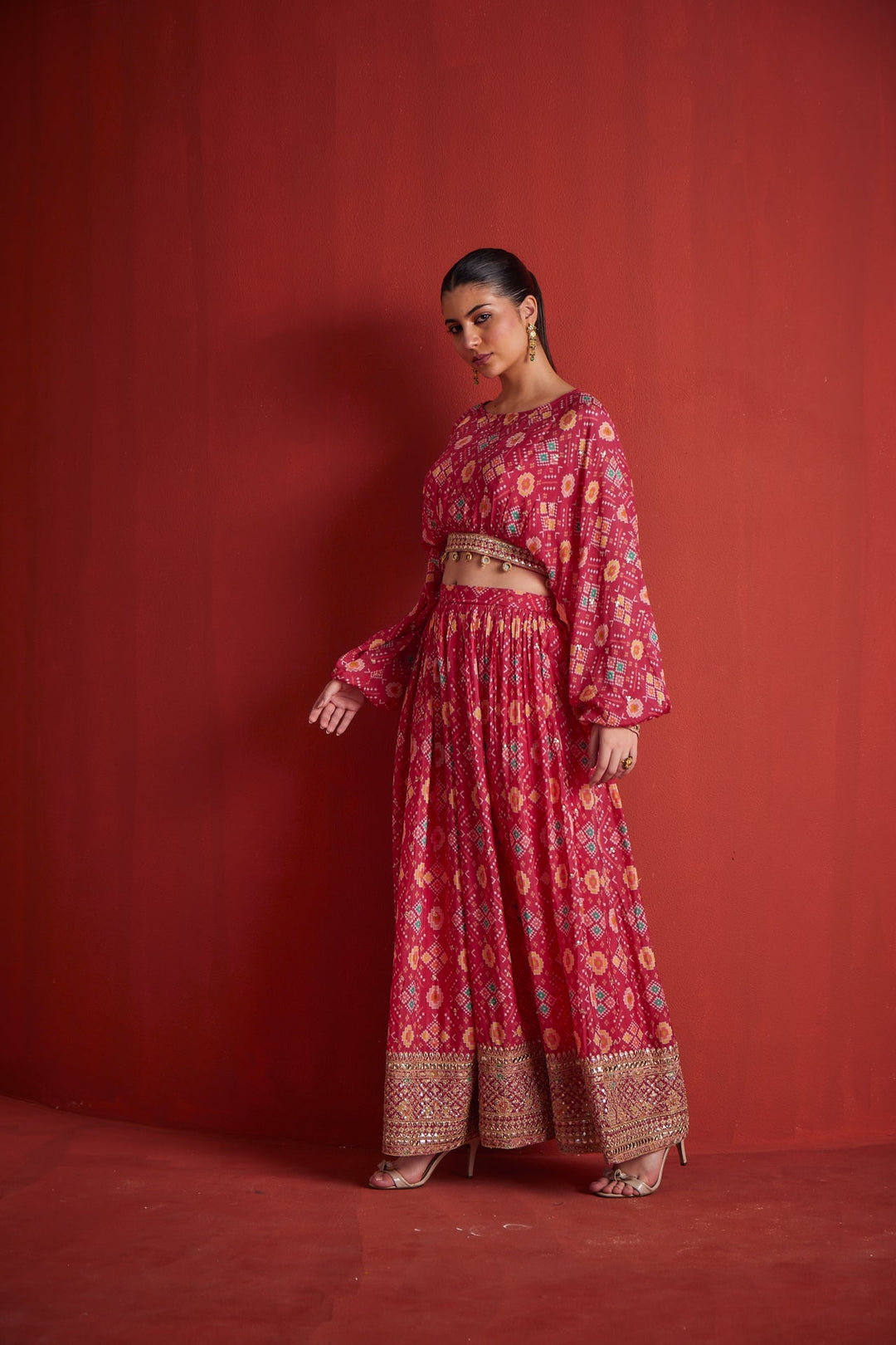Neerus Pink crepe co-ord fusion set - side view