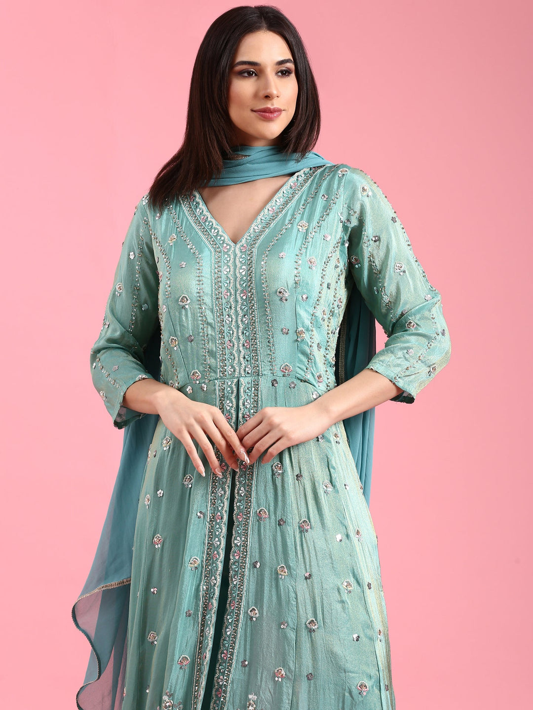 Neerus Green tissue embellished suit set - detail view 3