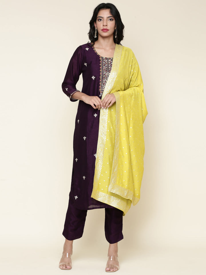 Neerus Purple silk embroidered suit set - back view