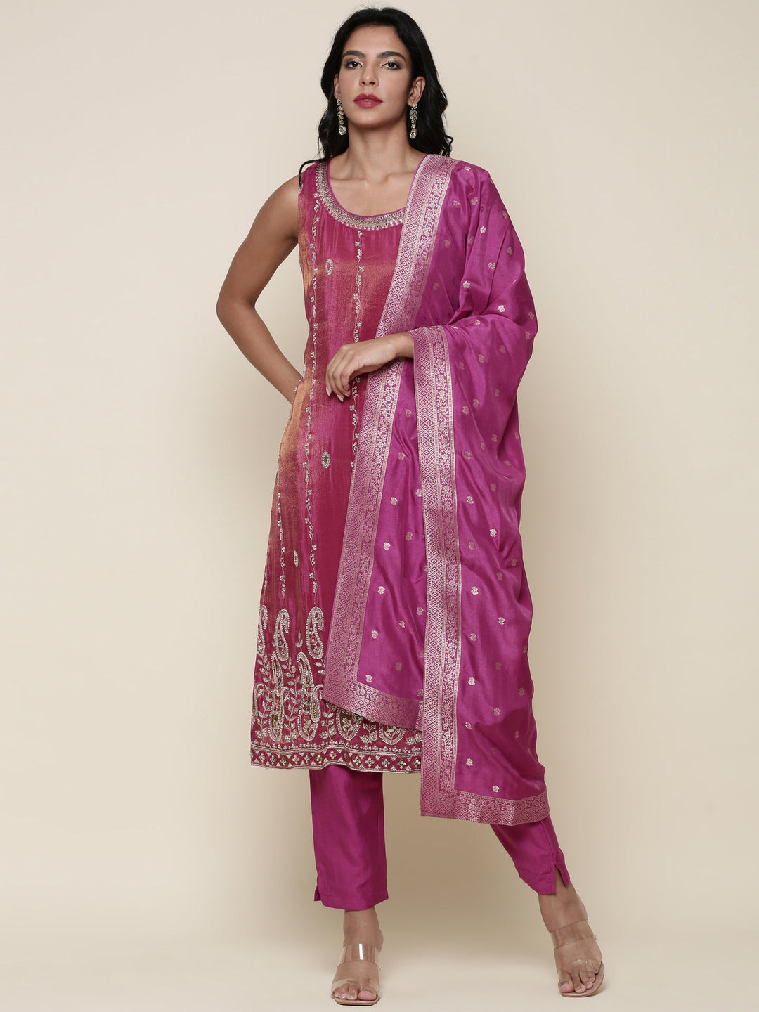 Neerus Pink tissue embroidered suit set - front view
