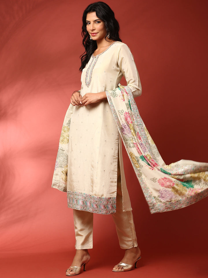 Neerus White crepe hand embroidered suit set - detail view 2