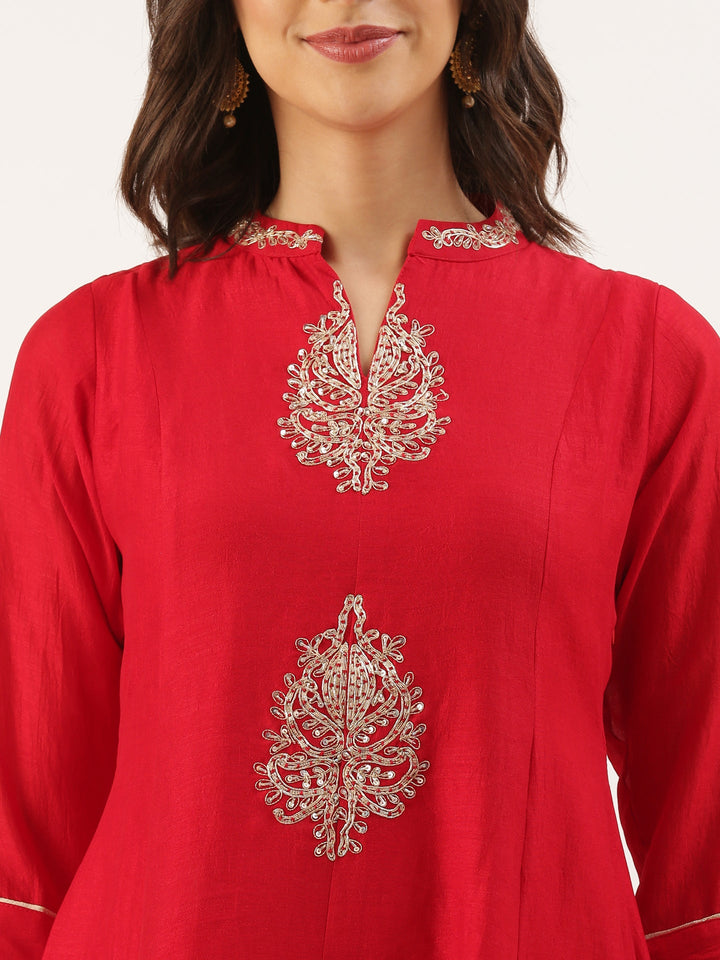 Neerus Red raw silk embroidered suit set - detail view 2