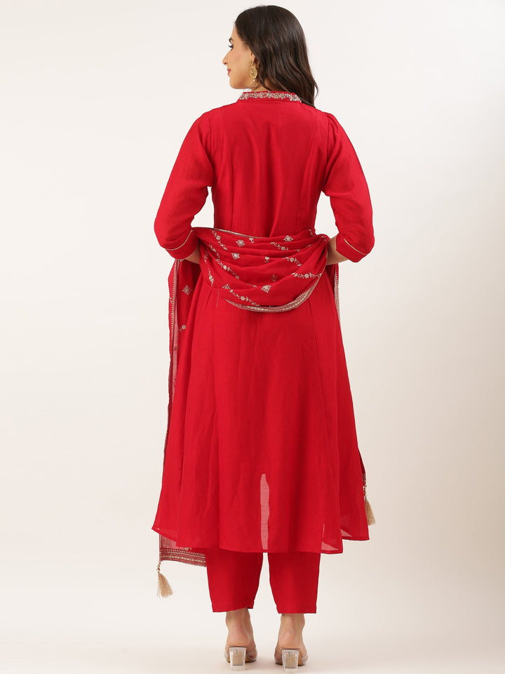 Neerus Red raw silk embroidered suit set - detail view 1