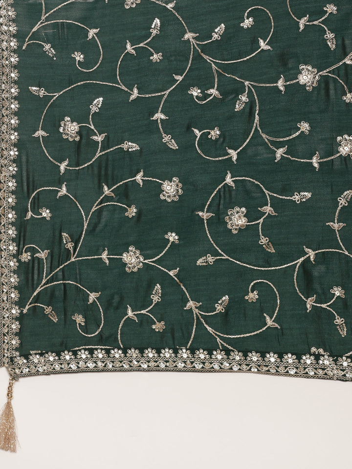 Neerus Green viscose embroidered suit set - detail view 4