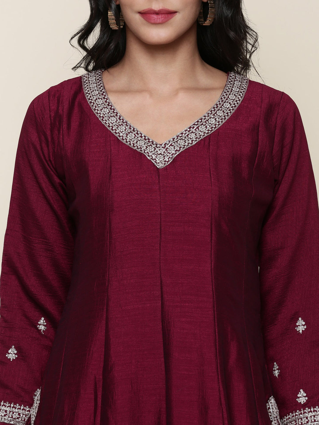 Neerus Pink silk embroidered suit set - detail view 1