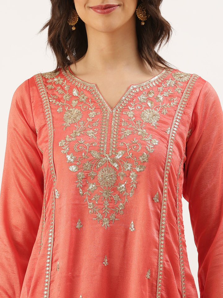Neerus Pink silk embroidered suit set - detail view 2