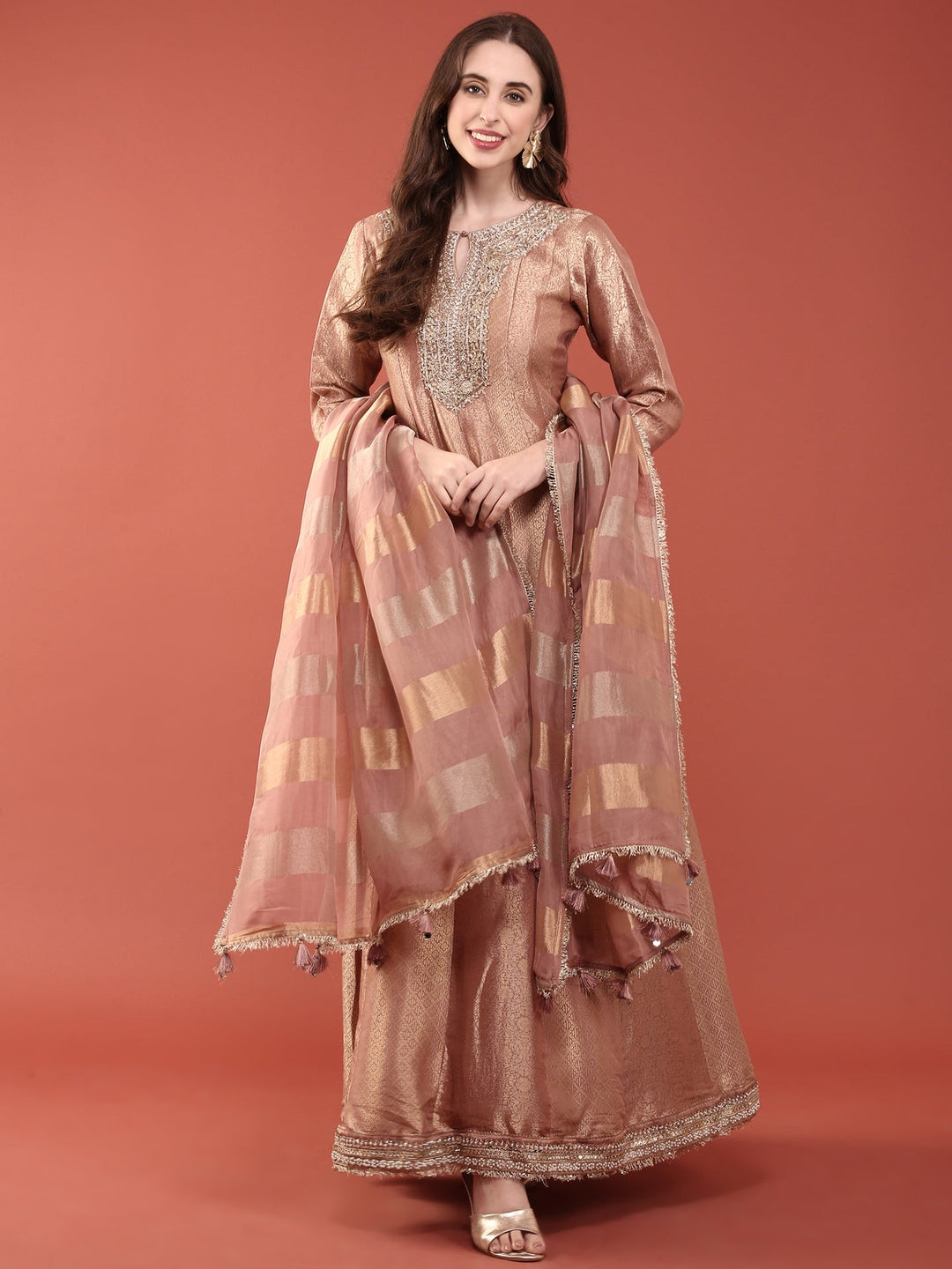Neerus Pink Banarasi embroidered anarkali suit set - detail view 2