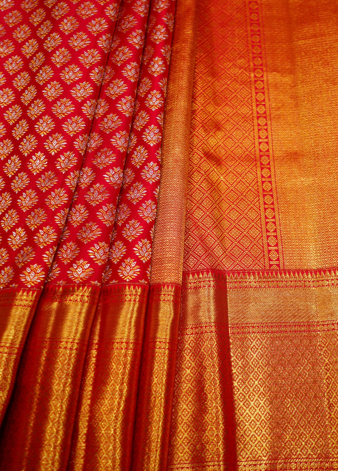 Neerus Red Pattu Silk woven Kanchi saree - back view