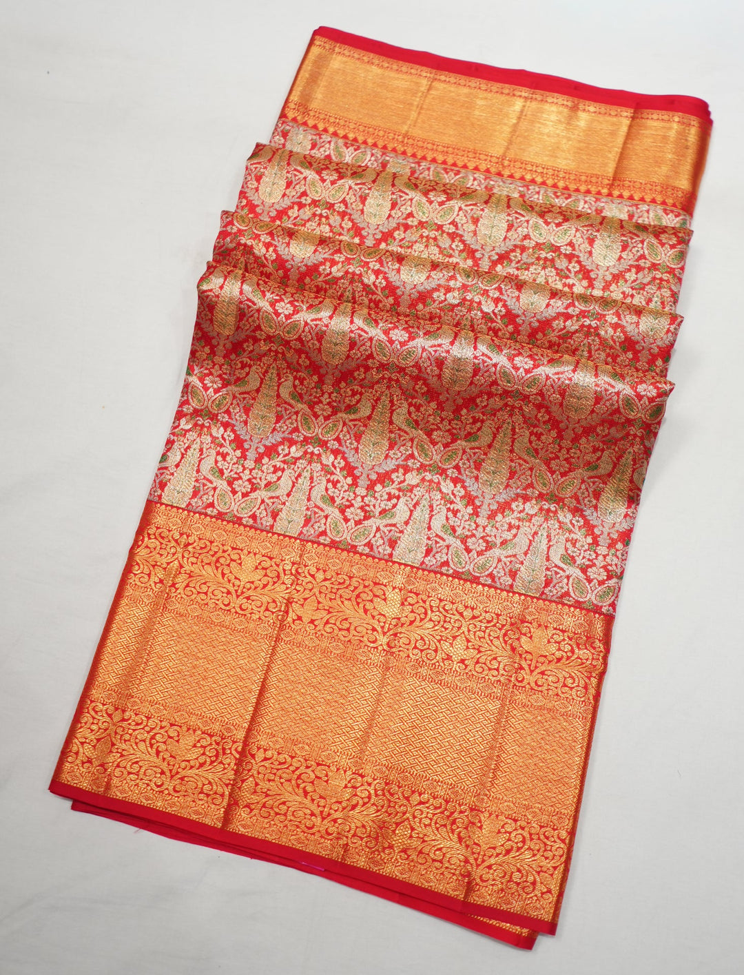 Neerus Red tissue woven Kanchi handloom saree - back view