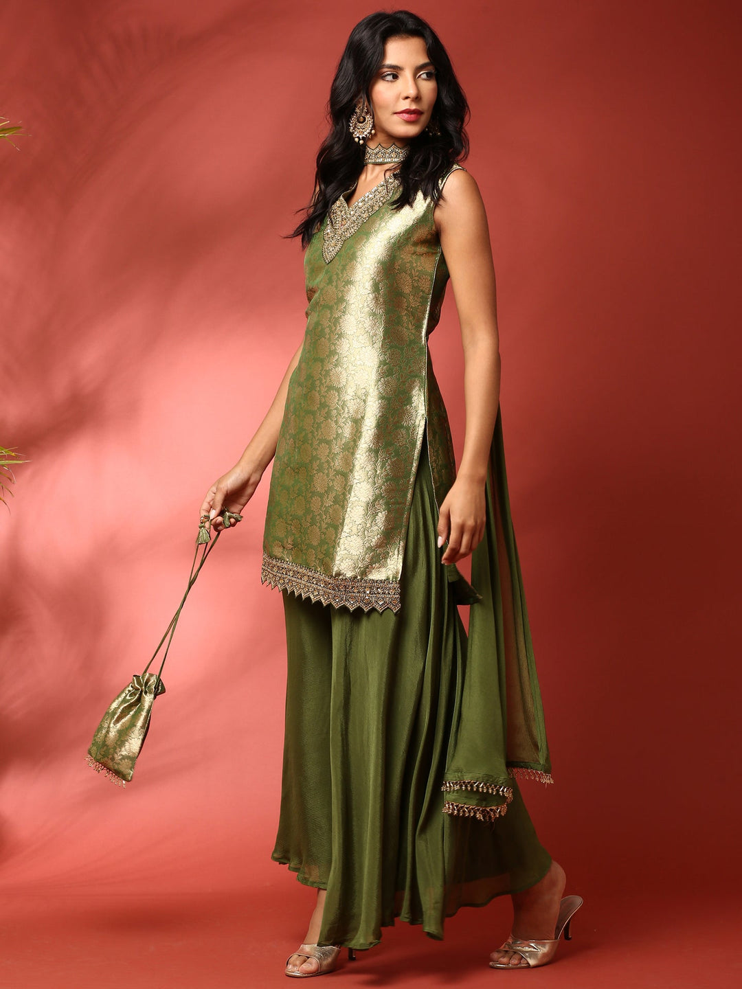 Neerus Green Banarasi embroidered suit set - detail view 2