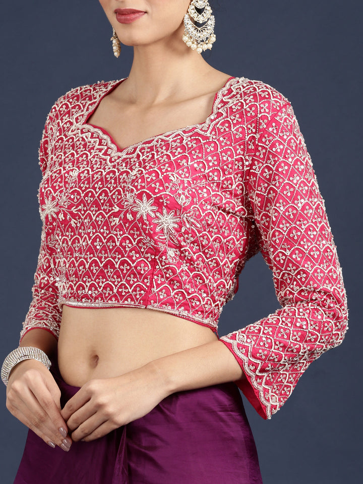 Neerus Purple crepe solid saree with contrast blouse - detail view 4