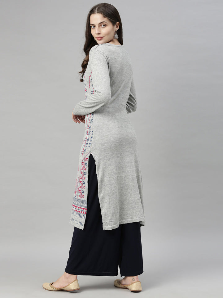 Neerus Grey acrylic printed kurta geometric pattern - side view