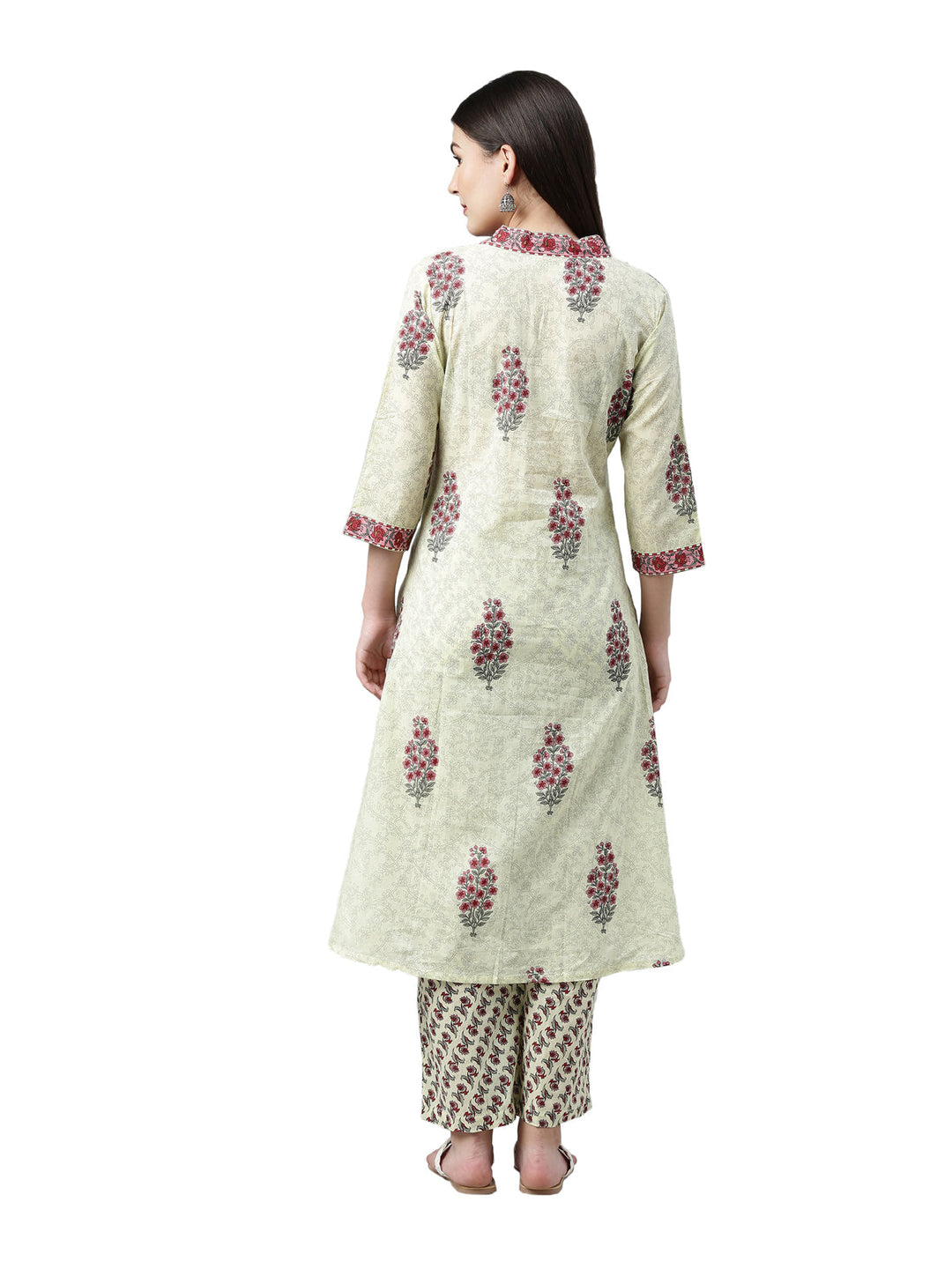 Neerus Green printed kurta set with trousers - detail view 1