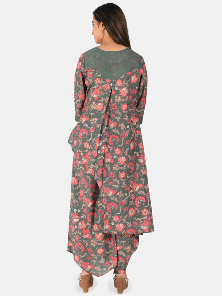 Neerus Green printed A-Line kurta for women - side view